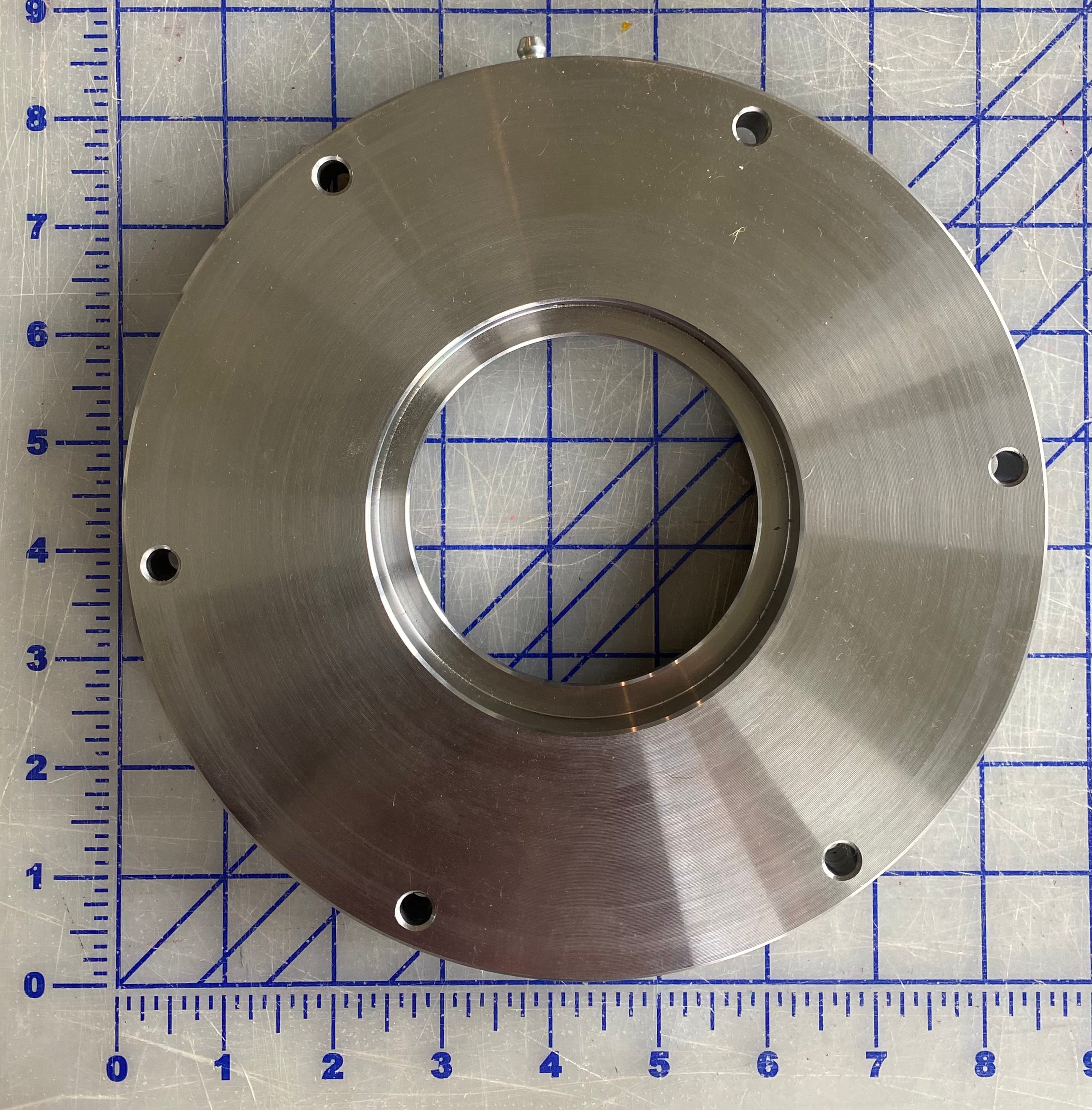 679 Seal housing, for Read Screen-All, model RD-40 and the Nordberg CV